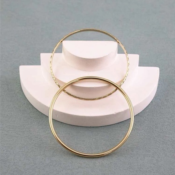 2 pcs Textured Bangle Bracelet Golden - Picture 5 of 9